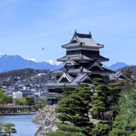 Matsumoto Entdeckungsführer und Stadt gehen Tour spazieren, um dafür zu gehen