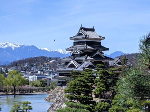 和松本发现者导游去的逛街旅游团